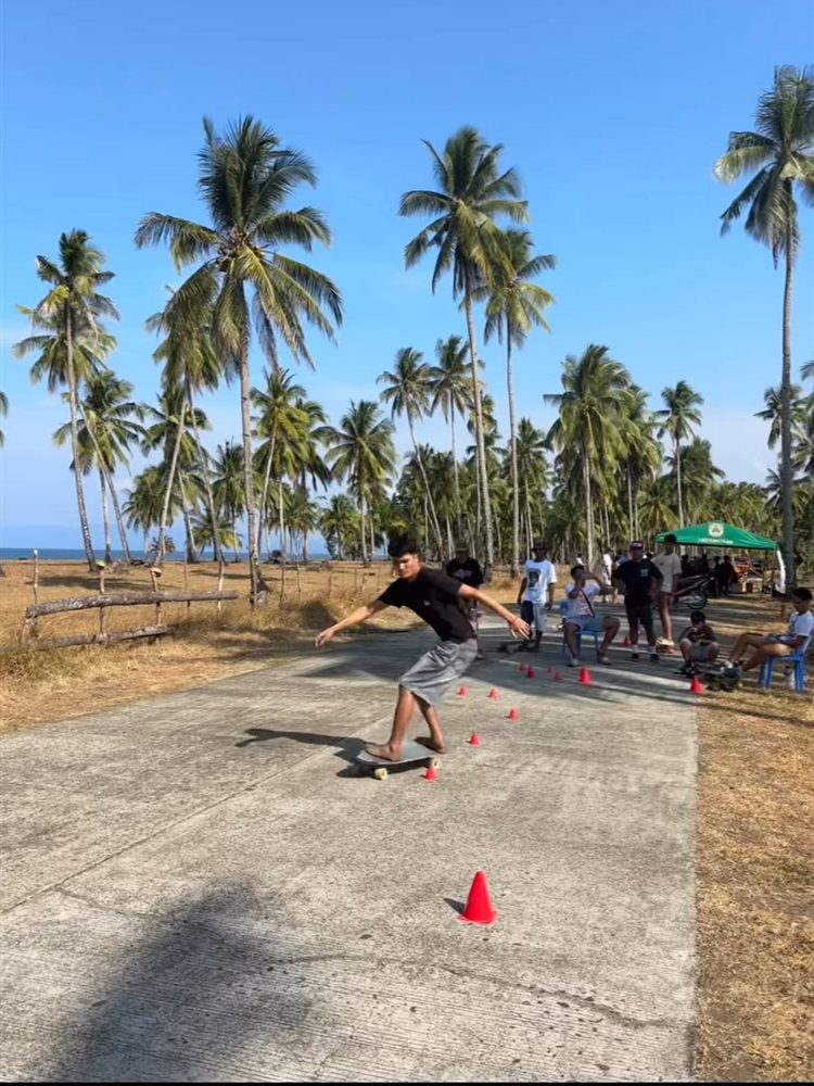 Surfskate run at the SYB × URBANDRIP competition — shared reel